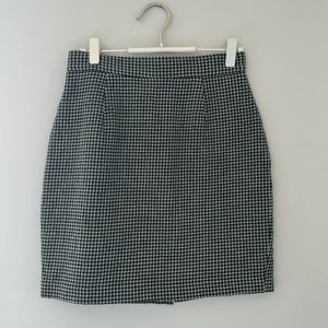 Vintage houndstooth mini skirt